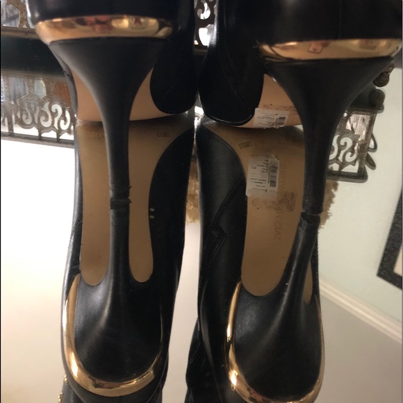 Saks Fith Avenue tall boots - Picture 4 of 7